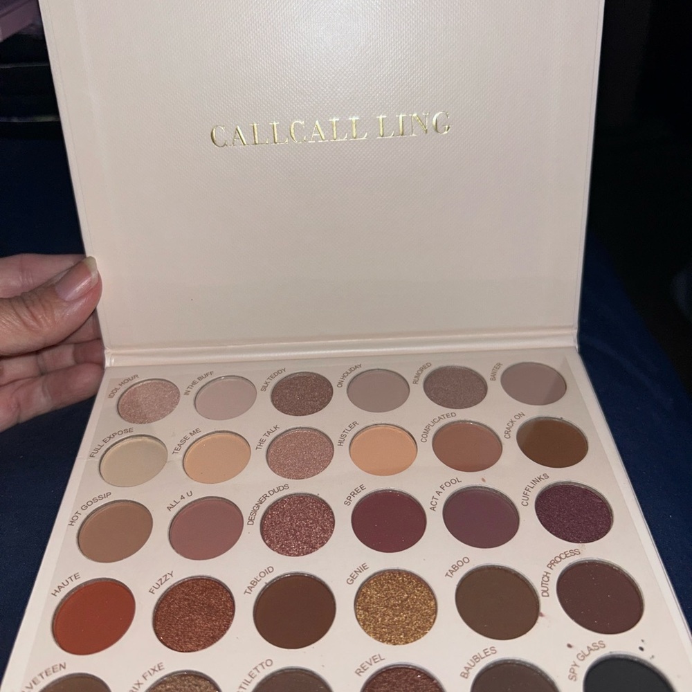 Eyeshadow Palette - 35 Shades